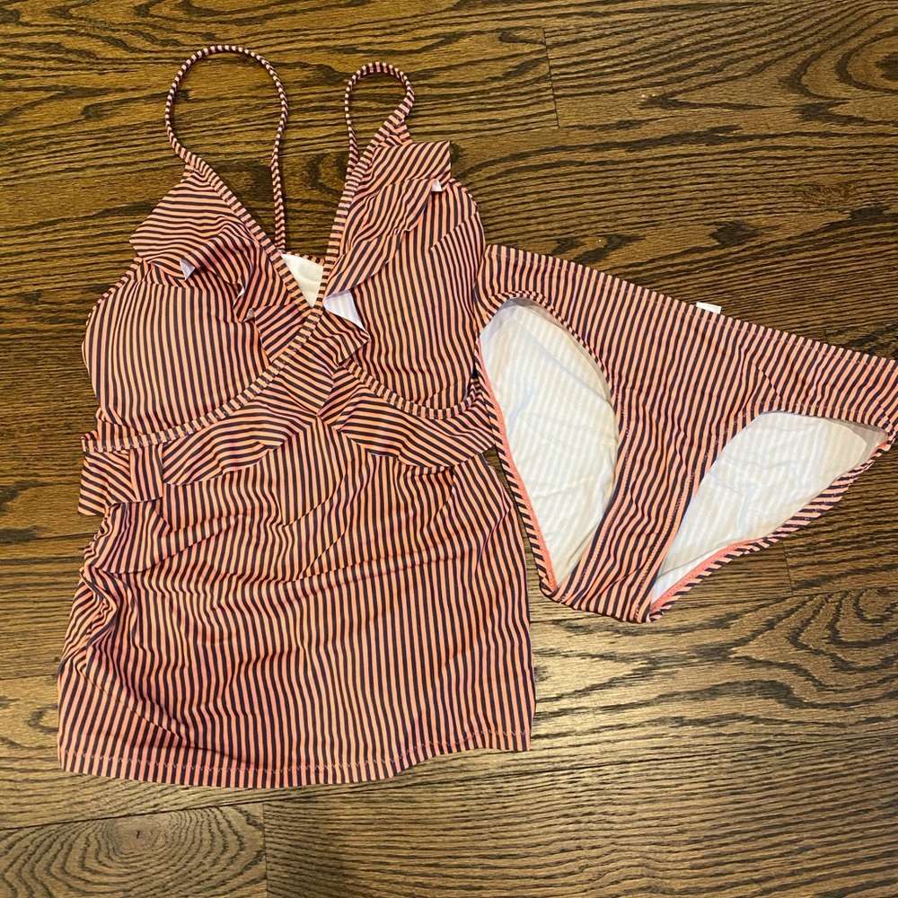 Maternity swim size small